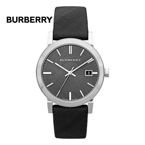 Burberry BU9017 damklocka, äkta läder armband .